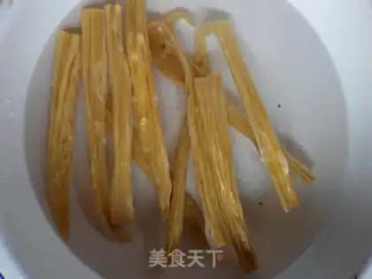 Make Cracker cucumber step 1