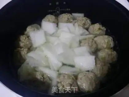 Make Porkball soup step 6