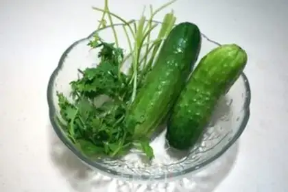 Make A cucumber chip step 1
