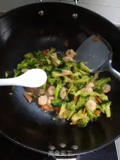 Make Shrimp broccoli step 9
