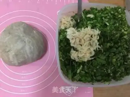 Make The omelet box step 1