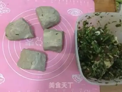 Make The omelet box step 2