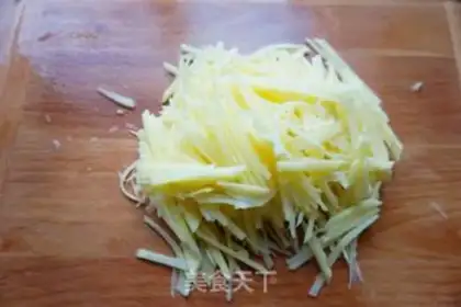 Make Spicy potatoes step 1