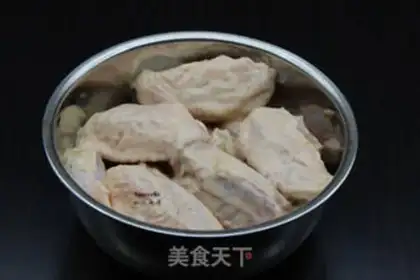 Make Shrimp fried chicken wings step 1