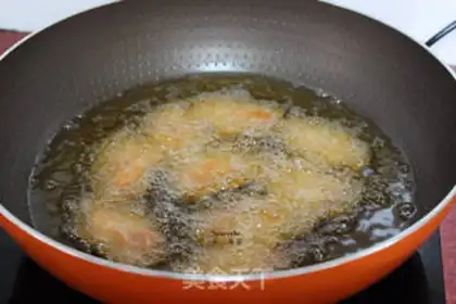 Make Shrimp fried chicken wings step 4