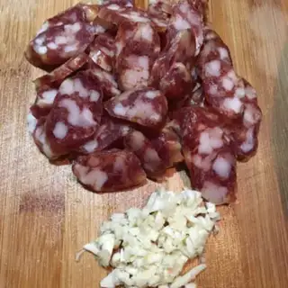 Make Pepper fried sausage step 0