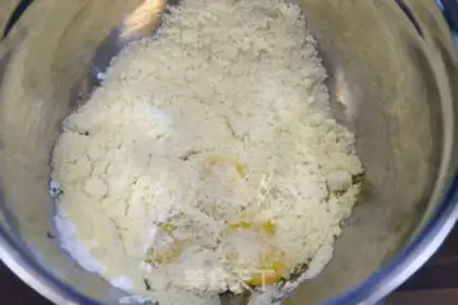 Make Nuts. Rosemary cake step 0