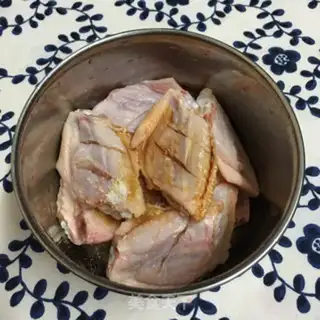 Make Black pepper chicken wings step 0