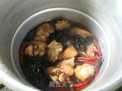 Make Black-mucked pig hoof step 10
