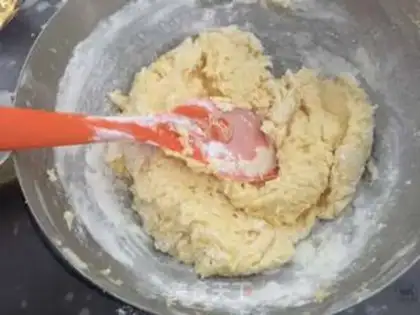 Make A pound cake of clot nuts step 5