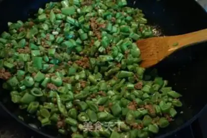 Make Pork bean horns step 5