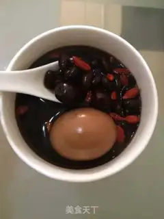 Make A black bean roasted eggs step 2