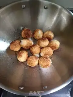 Make Fried sesame ball step 5