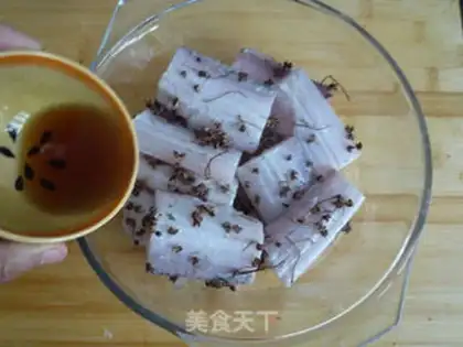 Make Pyre salt and a fried fish step 1