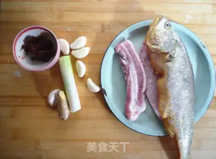 Make Scramble the yellowfish step 0