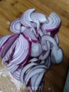 Make Spicy onion fire step 1