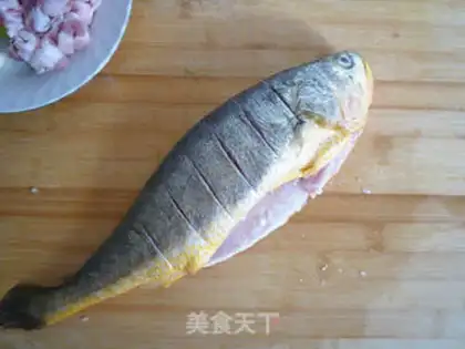 Make Scramble the yellowfish step 2
