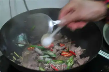 Make Spicy pig tongue step 5