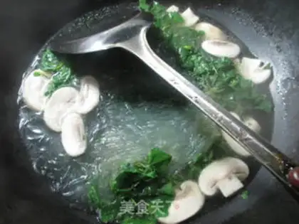 Make A fan of mushroom cuisine step 5