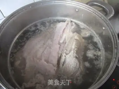 Make Hands on lamb step 1