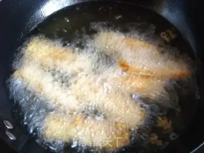 Make Jell-O fish step 2