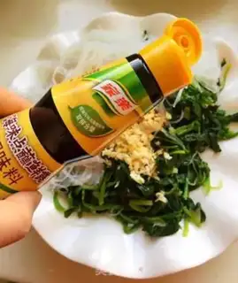Make A spinach mix fan step 5
