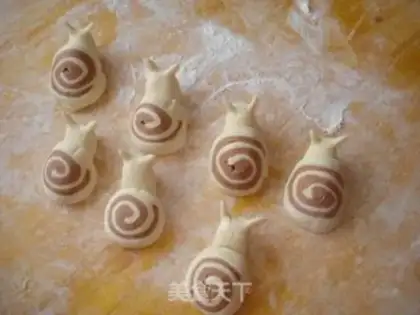Make Snail roll step 6