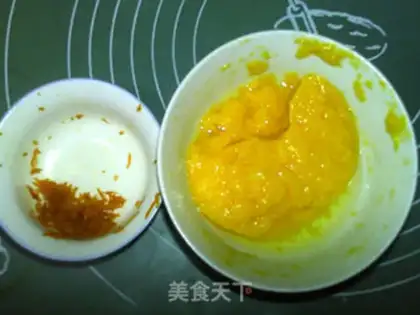 Make Steamed orange muffins step 1