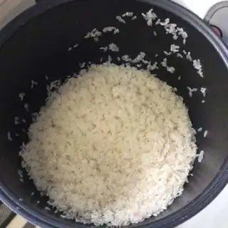 Make Hands on rice step 3