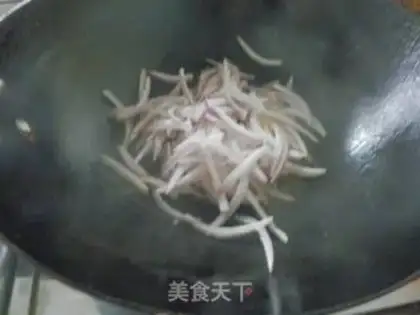 Make Egg roll noodles step 4