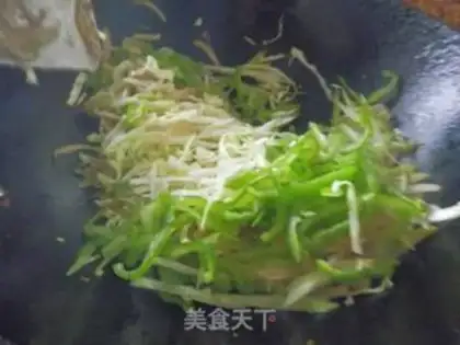 Make Egg roll noodles step 5