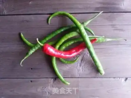 Make Spicy pepper dry step 1
