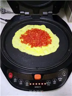 Make Tomato egg pizza step 4