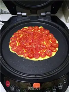 Make Tomato egg pizza step 5