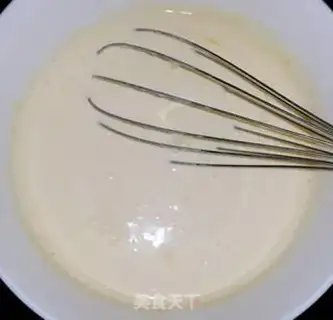 Make Christmas eggnog step 1