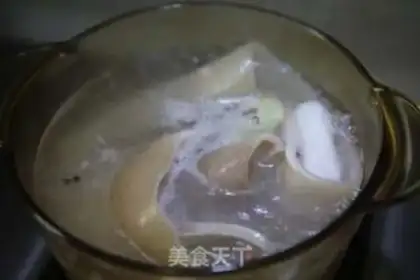 Make Bean sauce and crystal sheeting step 4