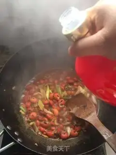 Make Spicy shrimp tail step 3