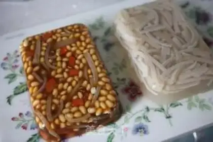 Make Bean sauce and crystal sheeting step 21