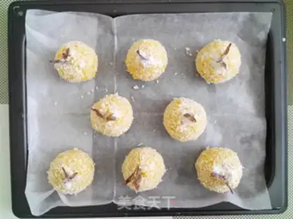 Make Pixie-tail shrimp ball step 5