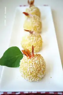 Make Pixie-tail shrimp ball step 8