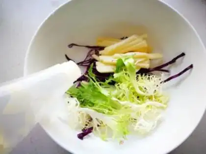 Make A sea cucumber salad step 5