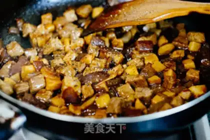 Make Black pepper apricot and beef step 7