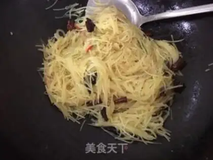 Make Spicy potatoes step 3