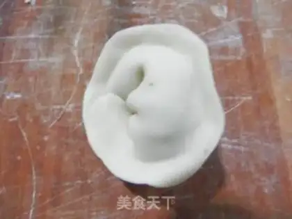Make Yuen Po Water dumplings step 3