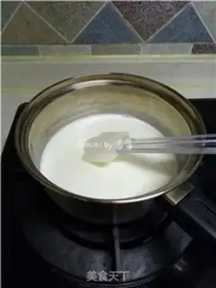 Make raisins and eggs step 4
