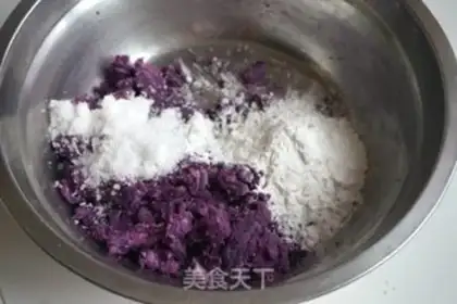 Make Potato sesame ball step 1
