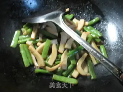 Make Peaches fried fish step 9