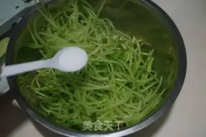 Make Sugar and radish step 2