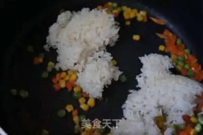 Make Shrimp egg buns step 3