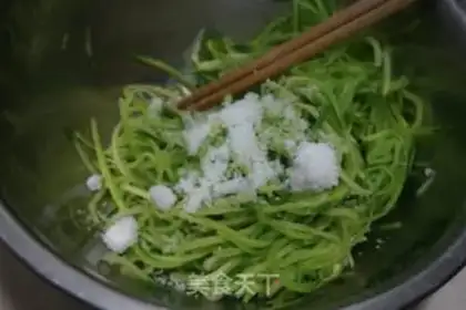 Make Sugar and radish step 3